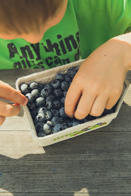Food Allergies on the Go: How to Handle Them While Traveling with Kids